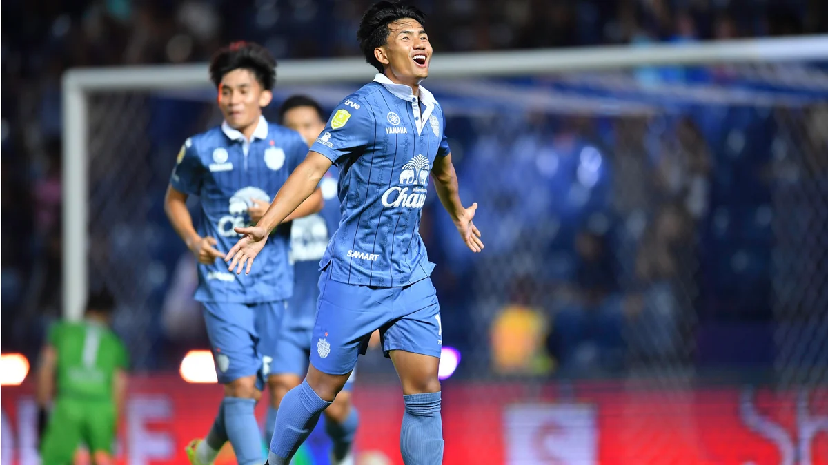 Possession Without Penetration: Thai League 2020/21 Teams That Control the Ball but Rarely Shoot